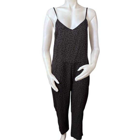 Anthropologie Sundry Leopard Jumpsuit Size 1 Small